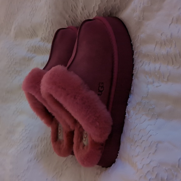 Hot pink platform uggs - Picture 4 of 5